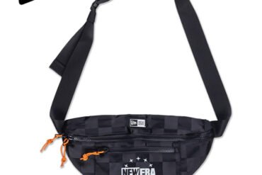 NEW ERA Compact Crossbody Bag
